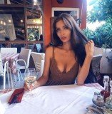 Большой поток! Примем на работу девушек!