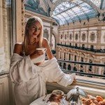 Требуется веб модель в студию