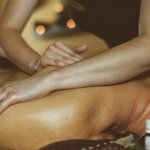 Срочно требуется массажистка, зп ВЫСОКАЯ