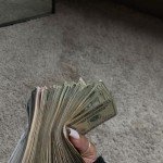 Требуются девушки на работу.