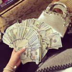 От 10000 долларов в месяц. 60/40